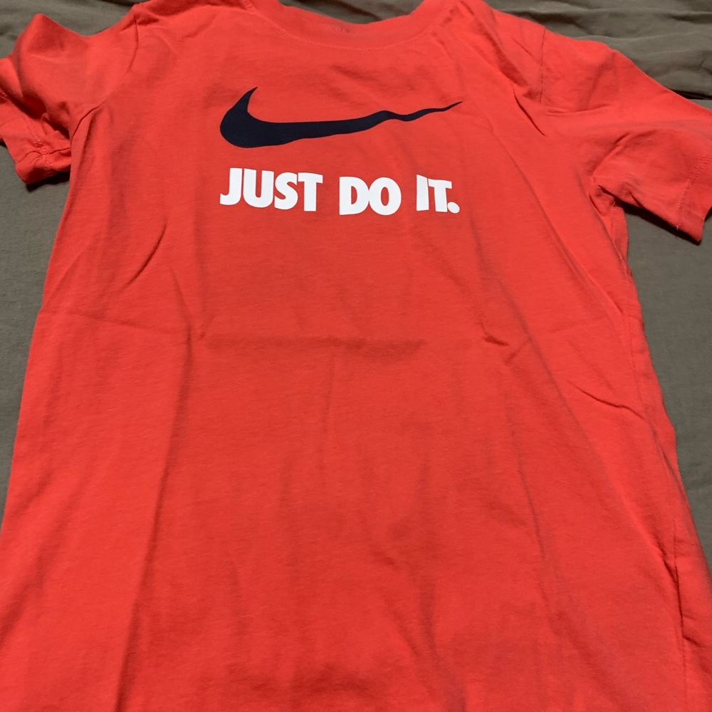 Boys Lot of Tees! Medium